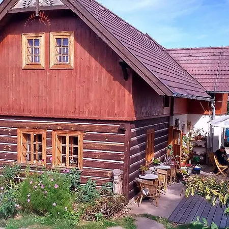 Farma Tuchom Vendégház *